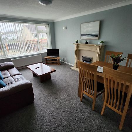 Quiet Ground Floor Apartment With Parking Morecambe Buitenkant foto